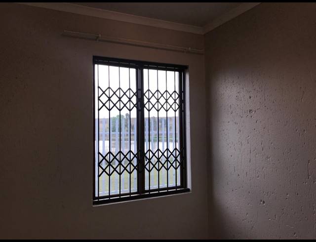 3 BEDROOM APARTMENT FOR SALE IN HELDERWYK
